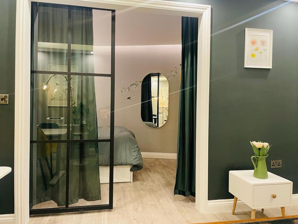 Stylish, Fully Equipped Central Apartment Beside Hyde Park Лондон Экстерьер фото